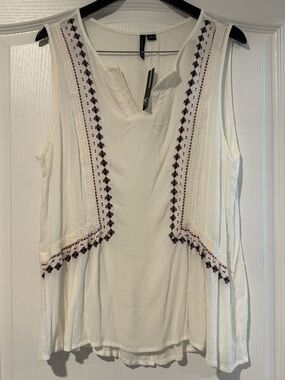 New Directions Boho Embroidered Sleeveless Blouse Cream Flowy Top Size XL